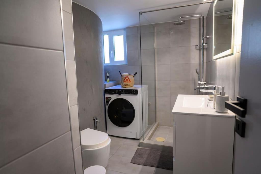 Seaview Orchid 2 Bed Elegance Leilighet Athen Eksteriør bilde